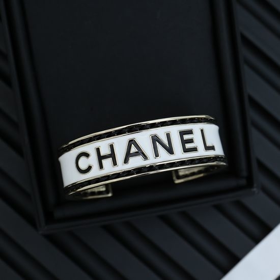 Chanel Enamel Leather String Letter Bangle