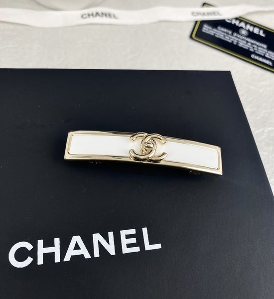 Chanel White Enamel Light Gold Hair Clip