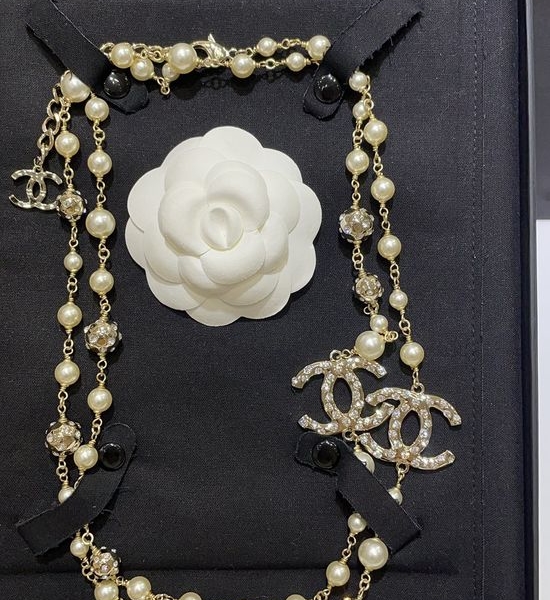 Chanel Full Diamond Pearl Sweater Chain Long Style