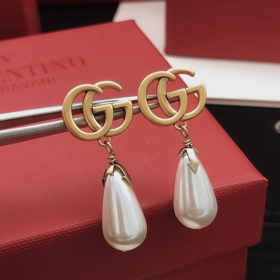 Gucci Pearl Dangle Drop Stud Earrings