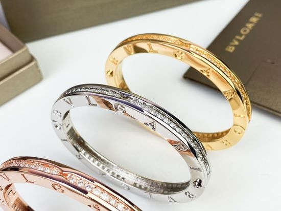 Bvlgari Single Row Diamond Bangle