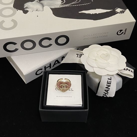 Chanel Gradient Heart Crystal Open Ring