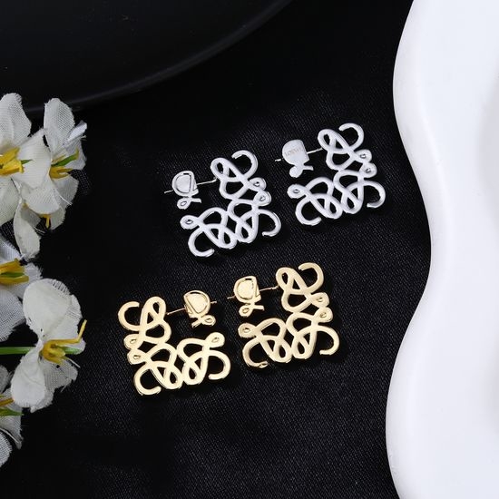 Loewe Exquisite Three-dimensional Drop Earrings