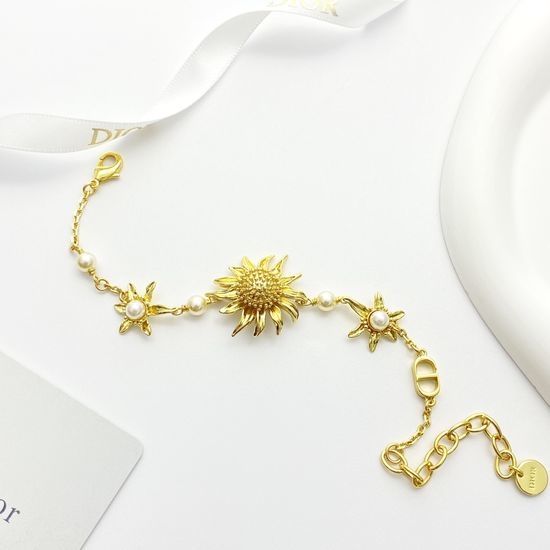 Christian Dior CD Embossed Sunflower Pearl Bracelet