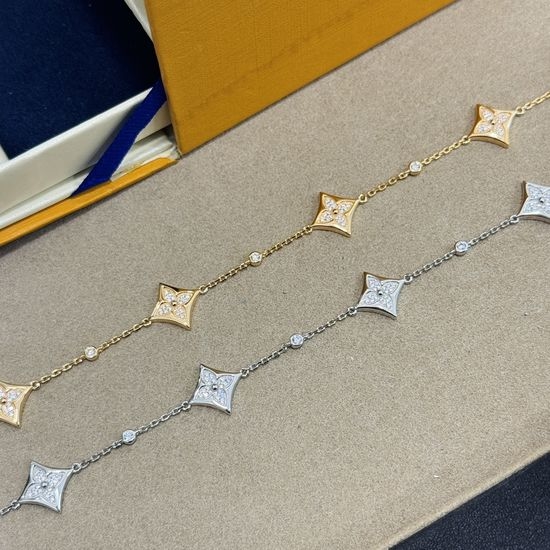 Louis Vuitton LV Hollow Clover Multi Flower Bracelet
