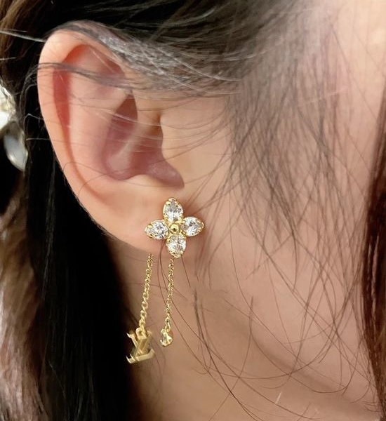 Louis Vuitton LV Plum Blossom Tassel Earrings in Yellow Gold Tone
