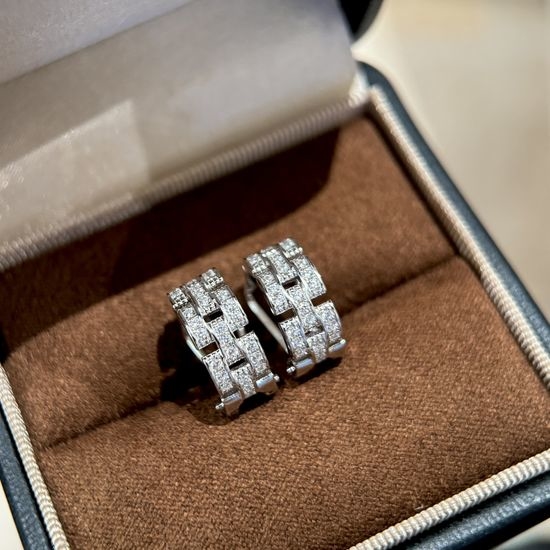Cartier Chain Shape Hollow Clip Earrings