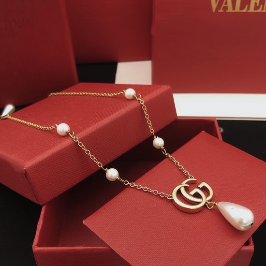 Gucci Brass Necklace With Pearl Pendant