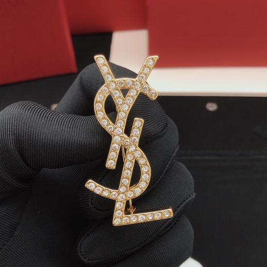 Louis Vuitton LV Diamond Encrusted Decorative Brooch