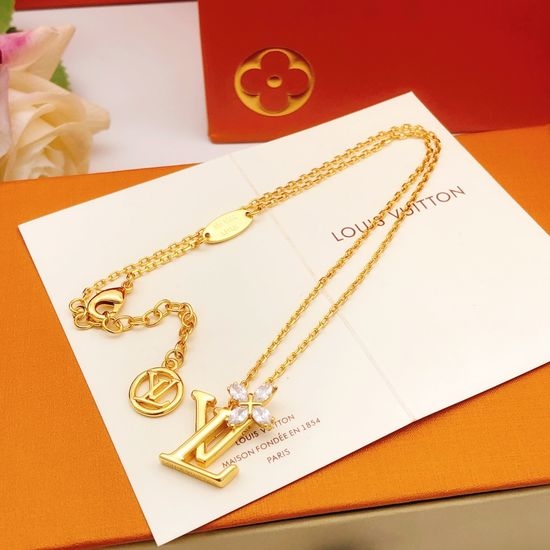 Louis Vuitton LV Diamond Flower Pendant Necklace Brass