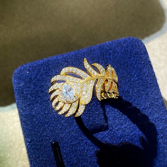 Chanel Sterling Silver Feather Single Diamond Ring