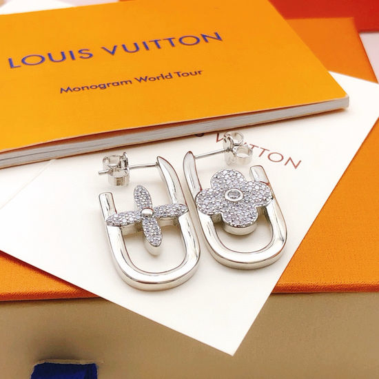 Louis Vuitton LV Monogram Flower Stud Earrings Brass Material