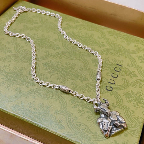 Gucci Vintage Style Chain Necklace Adjustable Length