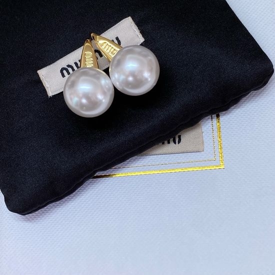 Miu Miu Delicate Pearl Ear Hooks