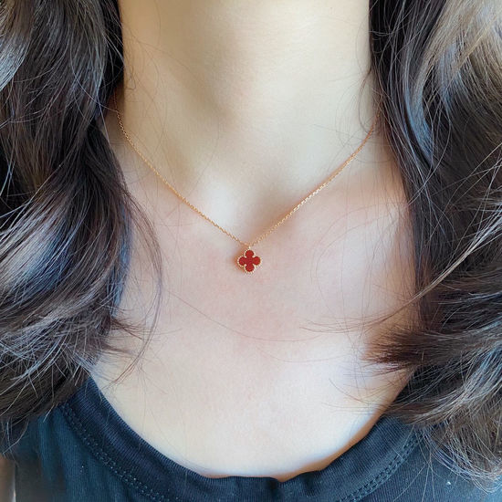 Van Cleef & Arpels VCA Mini Four Leaf Clover Pendant Necklace