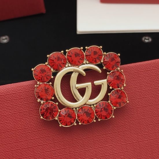 Gucci Red Diamond Brooch Brass Material