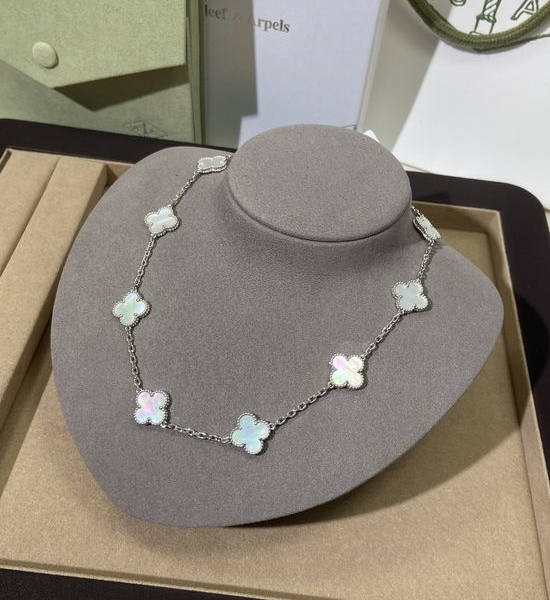 Van Cleef & Arpels VCA Ten Clover Pendant Necklace