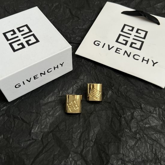 Givenchy Celebrity-Inspired Earrings