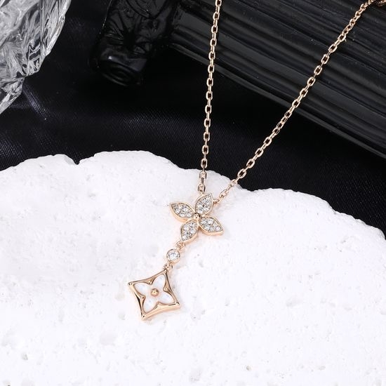 Louis Vuitton LV Delicate Pendant Necklace
