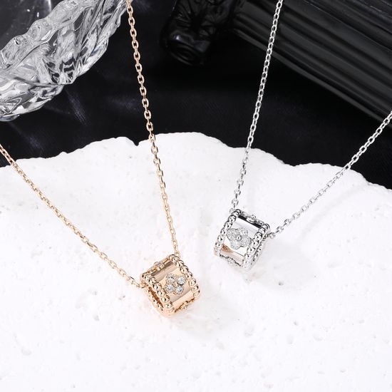 Van Cleef & Arpels VCA New Van Cleef & Arpels VCA Necklace