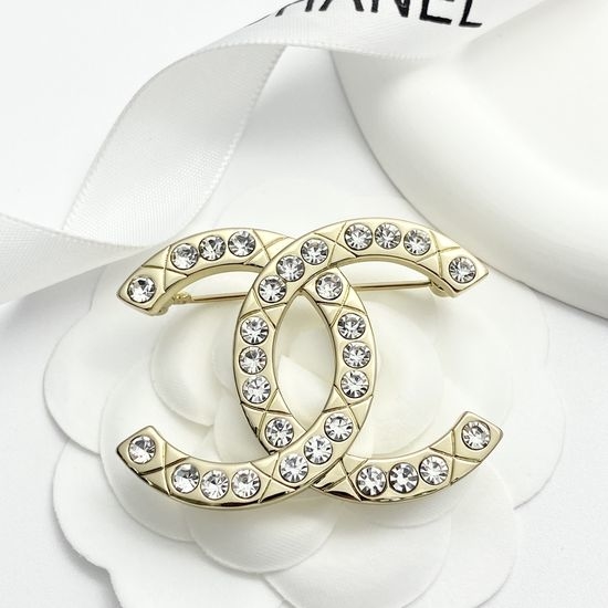 Chanel Shiny Rhinestone Elegant Brooch