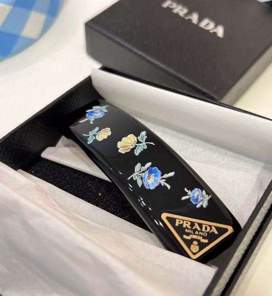 Prada Elegant Delicate Fashion Hair Clip
