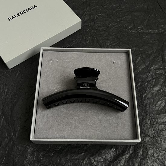 Balenciaga Exquisite Metallic Hair Claw Clip