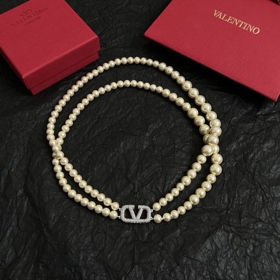 Valentino Simple Versatile Fashion Chain Necklace