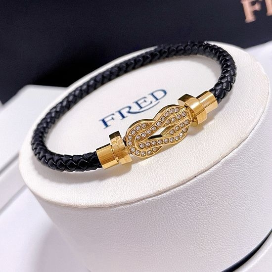 Fred Diamond 8 Buckle Bracelet Couple Bangle