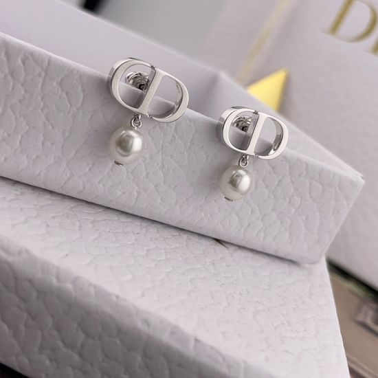 Christian Dior CD Minimalist Stylish Stud Earrings