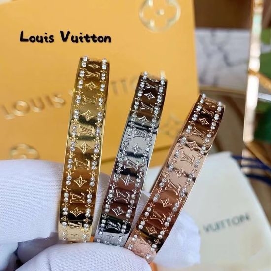Louis Vuitton LV Vintage Engraved Letter Diamond Bangle