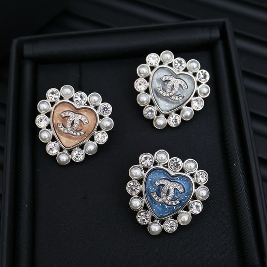 Chanel Colorful Glaze Heart Brooch Exquisite High Quality