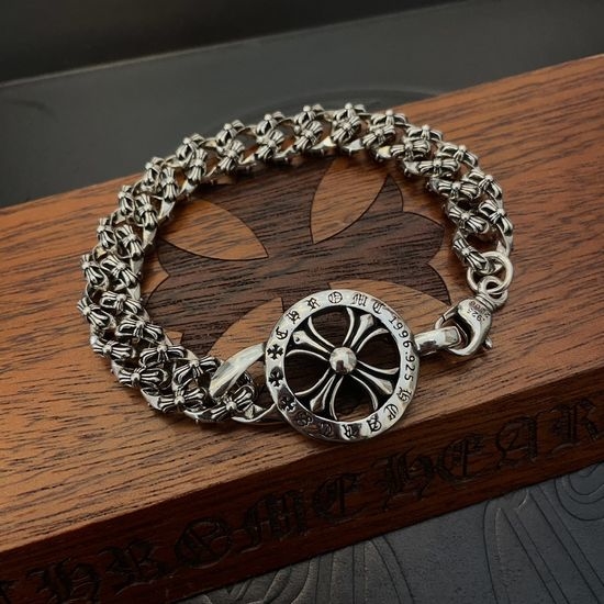Chrome Hearts Vintage Cross Design Twisted Link Bracelet