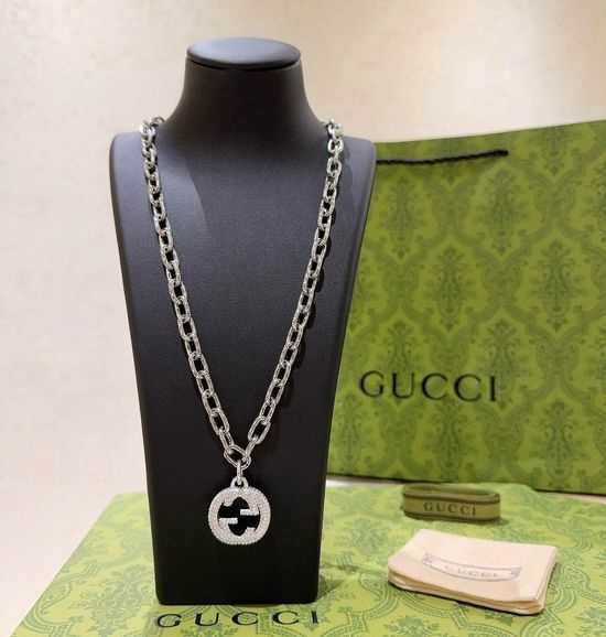 Gucci Diamond Double G Pendant Chain Necklace