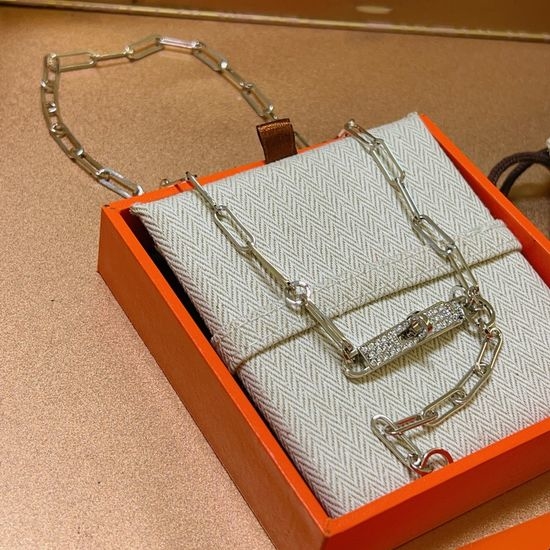 Hermes Enamel Letter Pendant Necklace Classic Chain