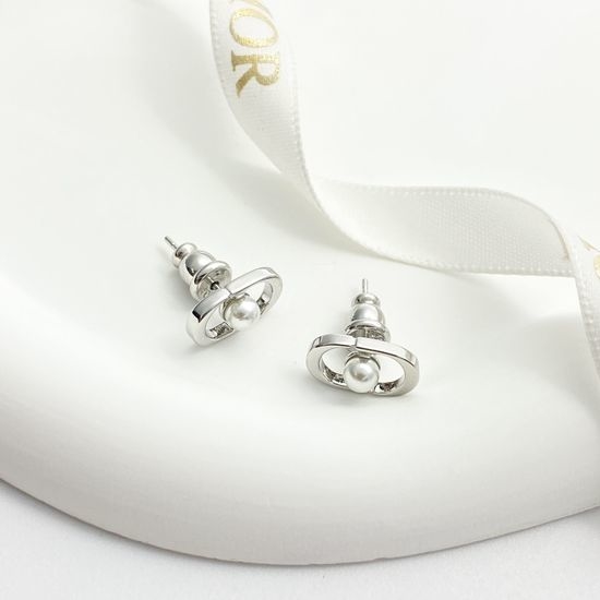 Christian Dior CD Delicate Minimalist Pearl Stud Earrings
