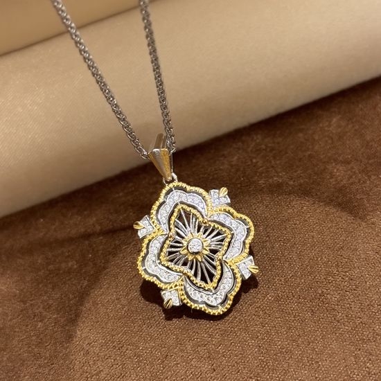 Van Cleef & Arpels VCA Vintage Clover Hollow Silver Necklace