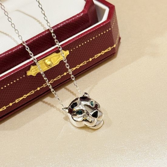 Cartier Leopard Head Classic Necklace