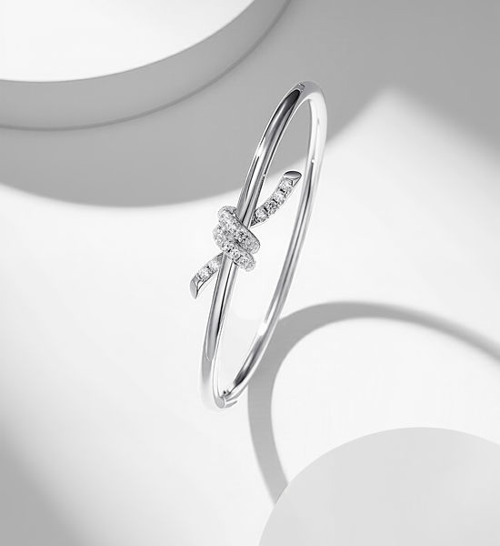 Tiffany & Co. Knot Design Elegant Bracelet