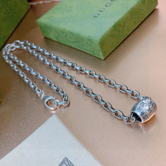 Gucci Adjustable Vintage Pendant Necklace All-match