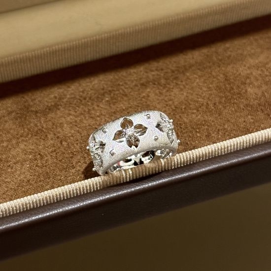 Van Cleef & Arpels VCA Vintage Hollow Clover Ring Sterling Silver