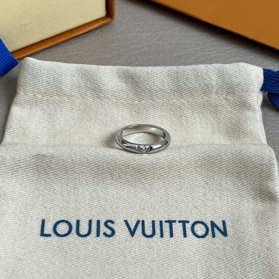 Louis Vuitton LV Vintage Stylish Unique Design Ring