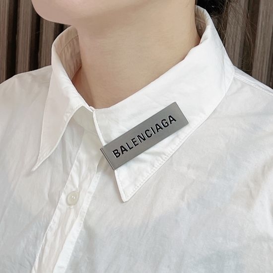 Balenciaga Minimalist Gold Tone Brooch Clip