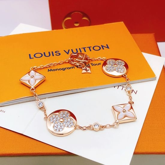 Louis Vuitton LV Rose Gold White Mother-of-Pearl Bracelet
