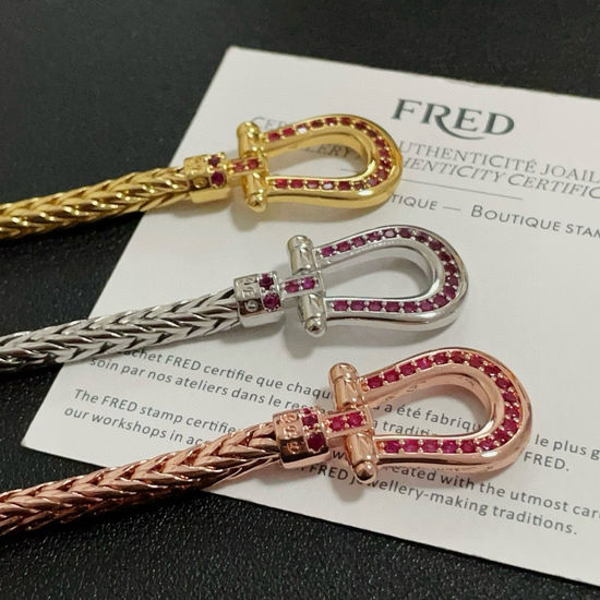 Fred Sparkling Paved Horseshoe Buckle Bracelet