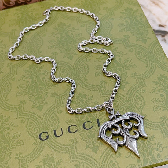 Gucci Elegant Unique Pendant Casual Necklace