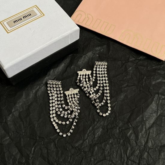 Miu Miu Delicate Small Versatile Stud Earrings