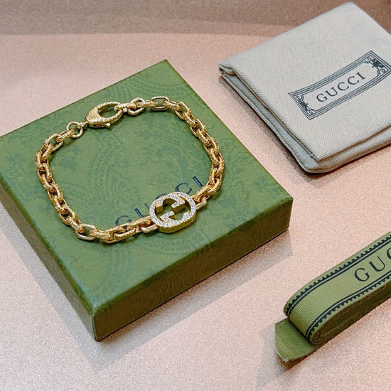 Gucci Golden Textured Premium Bracelet