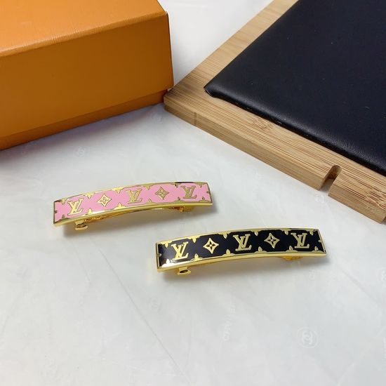 Louis Vuitton LV Delicate Spring Hair Clip Elegant Accessory