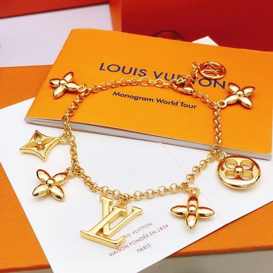 Louis Vuitton LV Smooth Finish Casual Bracelet